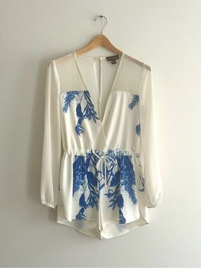 STYLESTALKER romper with mesh sleeves and blue floral print SMALL